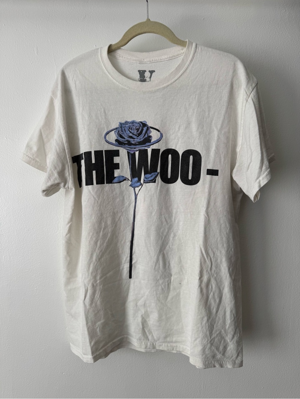 VLone x Pop smoke The Woo Graphic Crew Neck T-Shirt - White with Blue Rose
